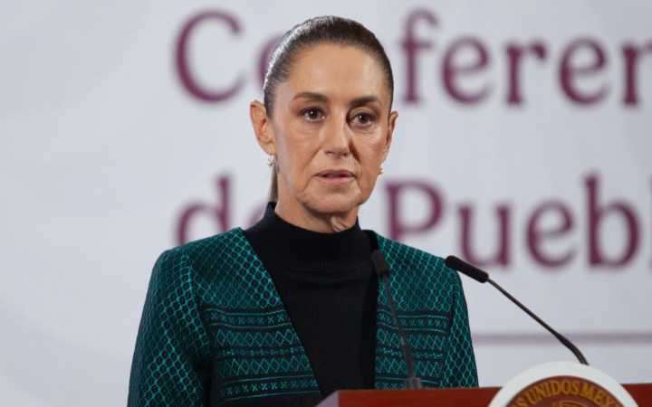 Sheinbaum reconoce escaso crecimiento de México pero destaca economía 'sólida'