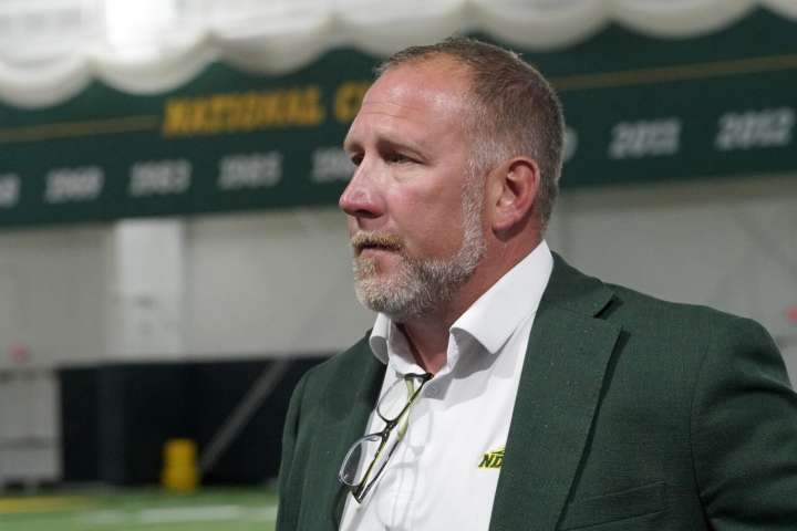 Live at 1:30 p.m.: Bison Head Coach Tim Polasek holds Nov. 11 press conference