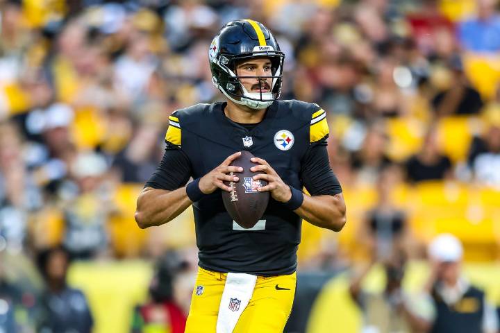 Why Isn’t Aaron Rodgers Playing vs Bears? Mike Tomlin Announces Injury Update on Steelers QB Aaron Rodgers won’t be on the field against Chicago, and a late Pittsburgh adjustment has fans buzzing. Her