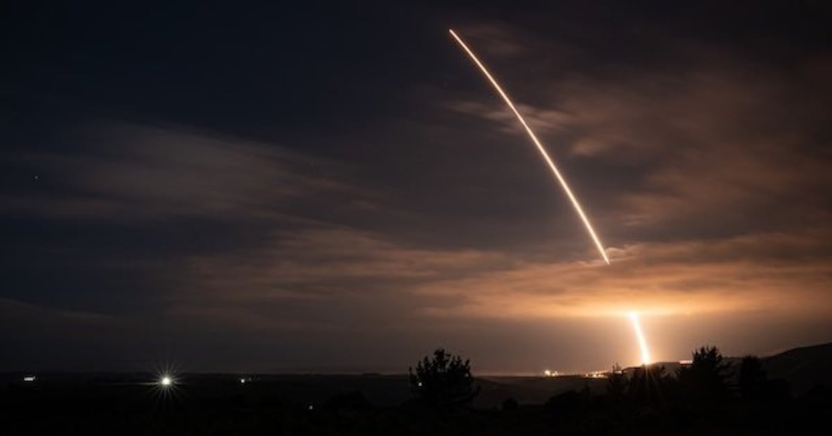 EE.UU. prueba un misil balístico intercontinental tras el anuncio de Trump de retomar los ensayos nucleares