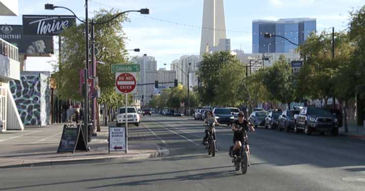 Las Vegas Arts District businesses call for pause on parking fee increases