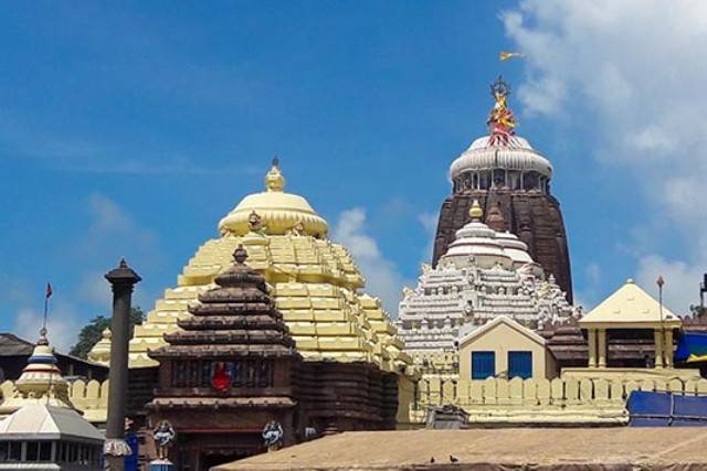 SJTA Suspends Three Puri Srimandir Sevayats for Misconduct, Reaffirms Discipline at Srimandir