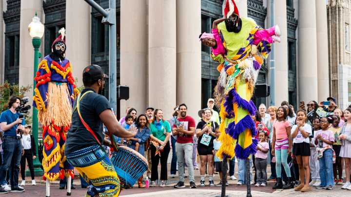 National Folk Festival brings crowds, live music into Downtown Jackson
