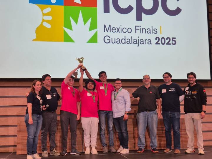 Alumnos de UNAM ganan el Concurso de  Programación Algorítmica para Universitarios