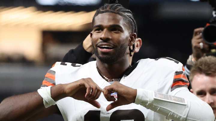 Browns mulling 'extended look' at Shedeur Sanders as team's starting QB, per report