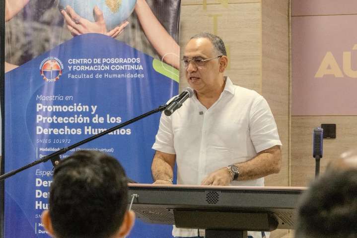 Carlos Pinedo pide a grupos armados avanzar en acuerdos de paz desde Santa Marta