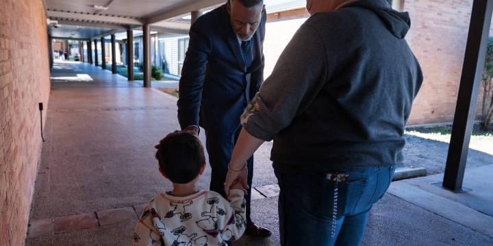 ‘The kids maybe are going home and not eating’: How the shutdown is starving Native American children of federal support