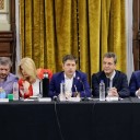 Axel Kicillof, Massa y CFK se reparten las sillas de la Corte bonaerense: tres para ellos y otra para negociar