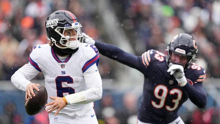 Jaxson Dart injury update: Giants QB exits Bears game with concussion