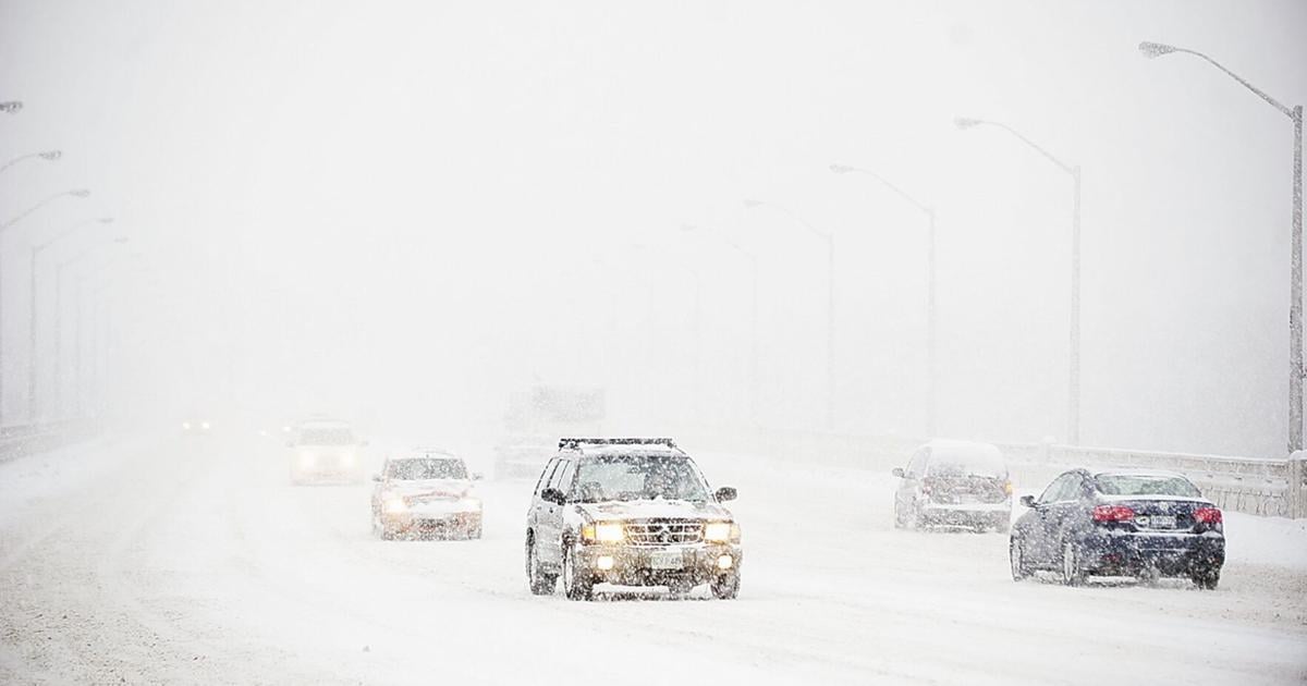 Ontario residents can expect accumulating snow Sunday
