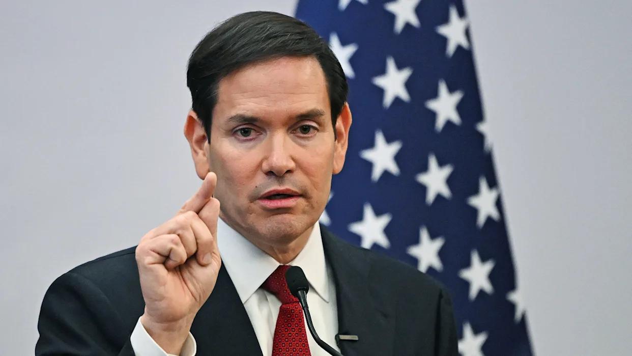 Estados Unidos ofrece apoyo a México contra el narcotráfico sin enviar tropas