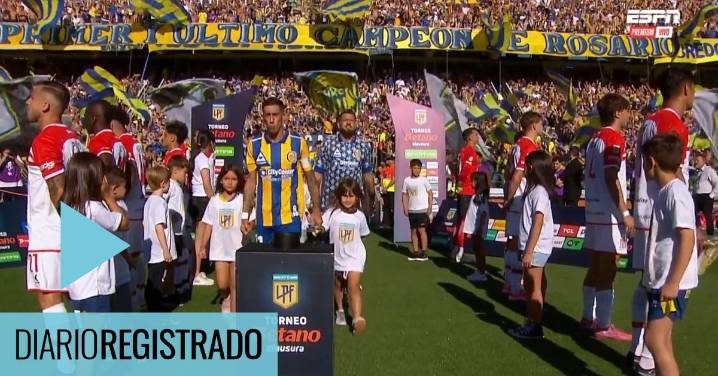 Protesta: los jugadores de Estudiantes le hicieron el pasillo a los de Rosario Central... ¡de espaldas!