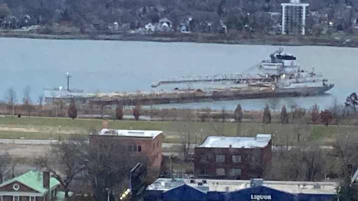 Robert S. Pierson freighter grounded on the Detroit River