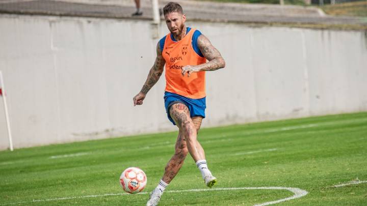 Berterame, Mele y Ambriz ya entrenan con Rayados tras la fecha FIFA