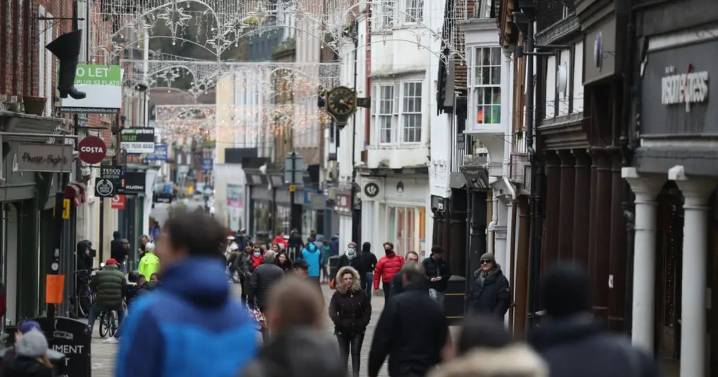 UK households between two ages urged to collect 'free' £2,000