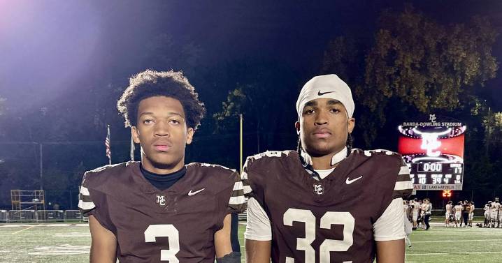 Marshaun Thornton, Mount Carmel make statement with first-round win over Loyola – Shaw Local