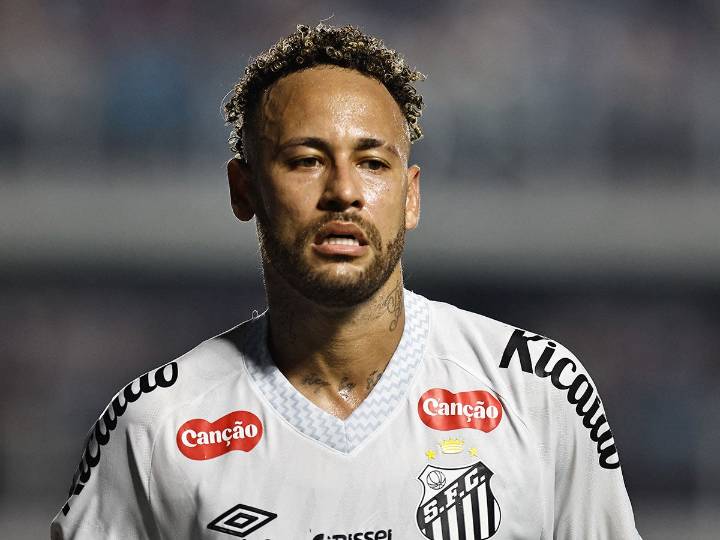 Santos y Neymar se mantienen en zona de descenso