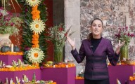Ofrenda en Palacio Nacional honra a las 'ancestras' mexicanas: Sheinbaum