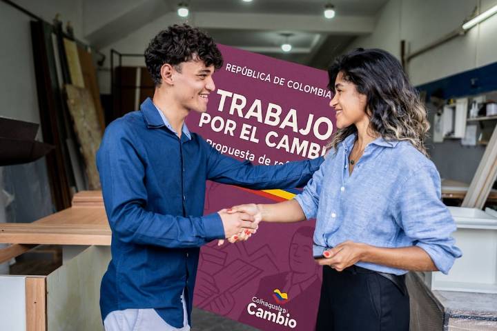 Demandan ante la Corte modificaciones al contrato de aprendizaje en la Reforma Laboral