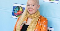 Sally Kirkland, Oscar nominee and Golden Globe winner for 'Anna,' dies at 84