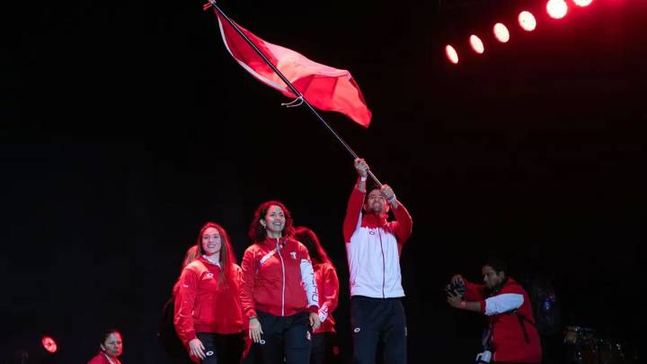 Perú brilla en la inauguración de los XX Juegos Deportivos Bolivarianos Ayacucho