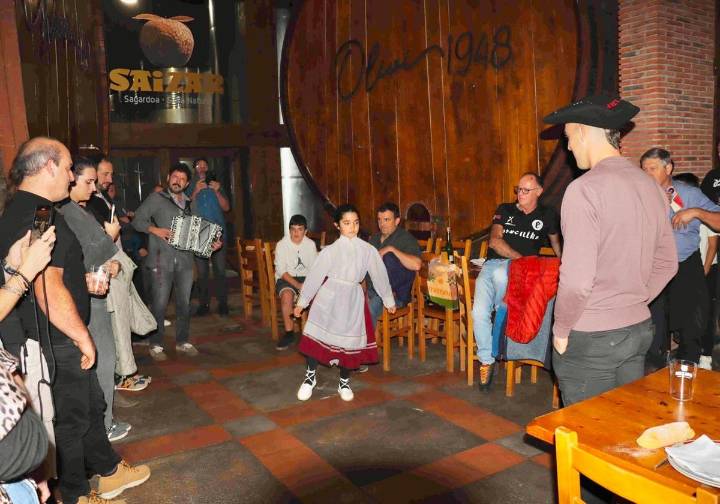 «¿Las nueve txapelas de Mindegia? Están lejos, voy año a año»