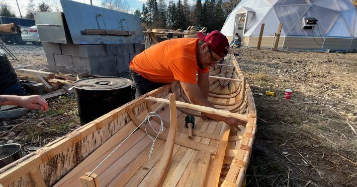 Canoe building: Fredericton friendship centre leads workshop