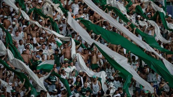 Un hincha de Palmeiras falleció en Lima al caer de un bus antes de la final de la Copa Libertadores