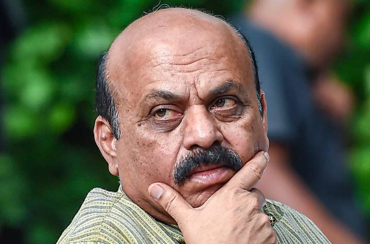 Karnataka govt should immediately open maize procurement centres:...