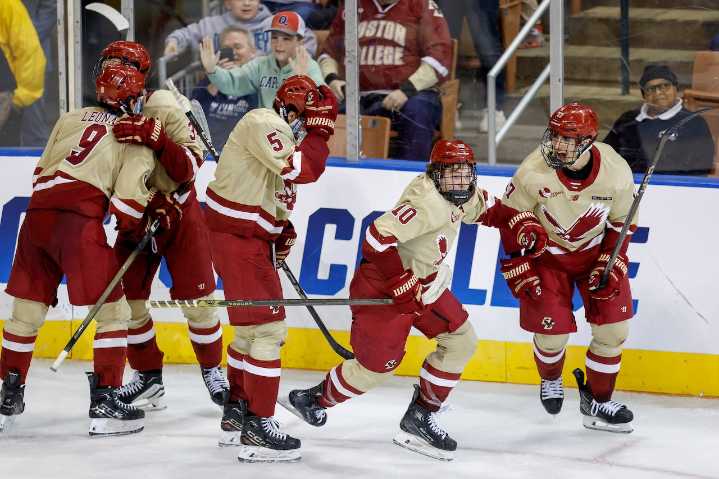 No. 16 BC men’s hockey sweeps home-and-home vs. No. 13 UMass