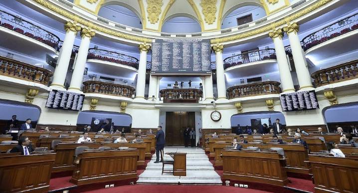 Congreso promulga los reglamentos del Senado y de la Cámara de Diputados