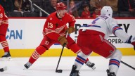 Raymond's late goal gives Wings 2-1 victory against Rangers