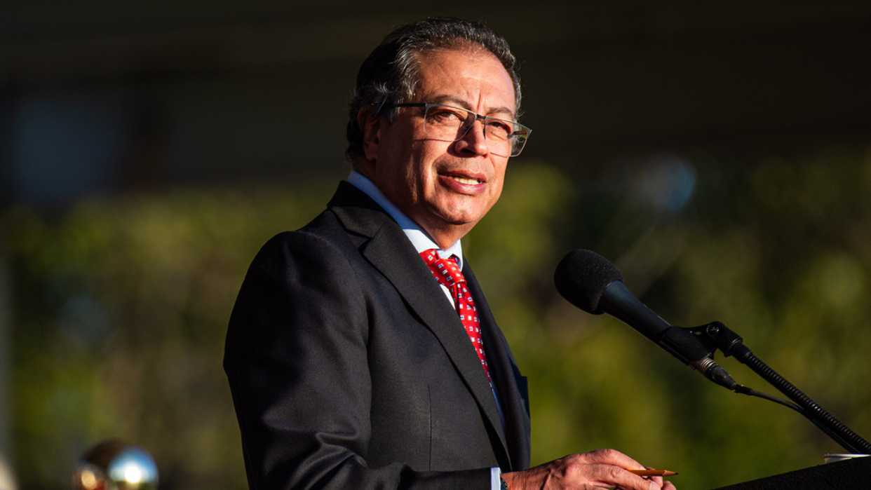 Petro lanza un duro dardo contra la "paz chiquita" de Trump