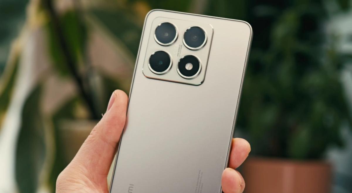 Celular con pantalla 1.5K y fotos Leica premium de 50MP: es el gama alta más barato del mundo