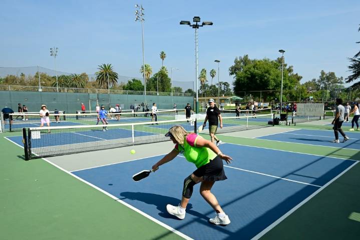 Pickleballers unite to support Eaton fire recovery efforts