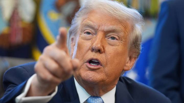 On eve of crown prince's Washington visit, Trump says he will sell F