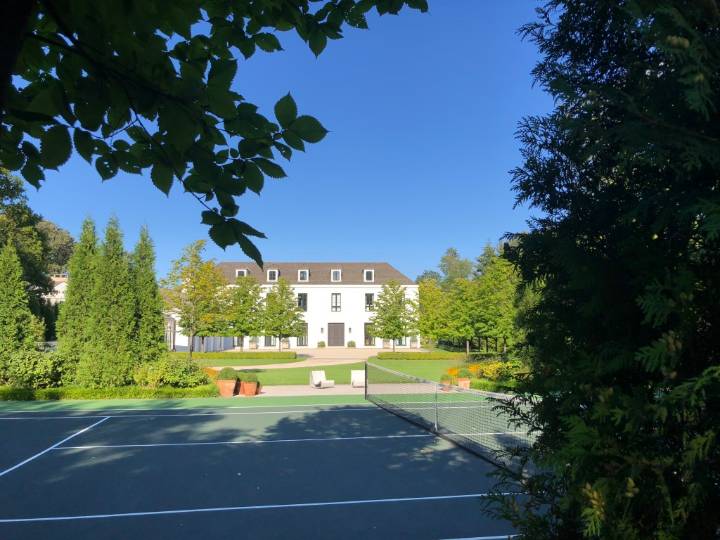 Winnetka mansion on Lake Michigan sells for $34.5M