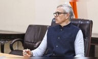 Omar meets Union finance minister amid deepening fiscal crisis in J