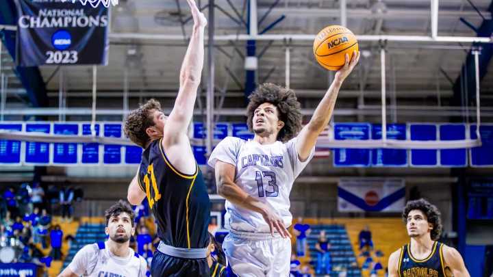 Captains Fall to Randolph-Macon in Home Opener at the Freeman Center, 71