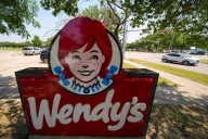 Wendy’s to close hundreds of US stores in bid to halt falling profit