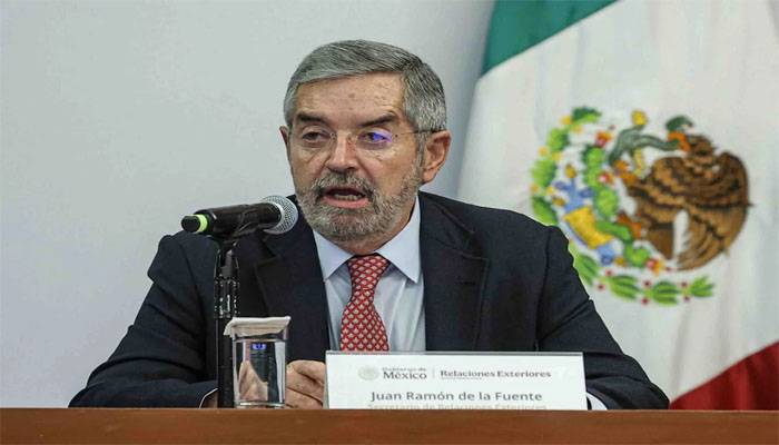 De la Fuente solicita licencia temporal