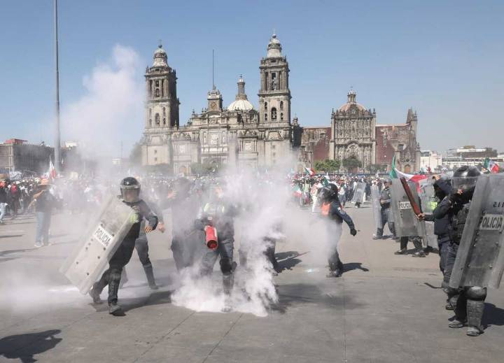 Vinculan a proceso a tres detenidos por marcha de Generación Z; llevarán caso en libertad