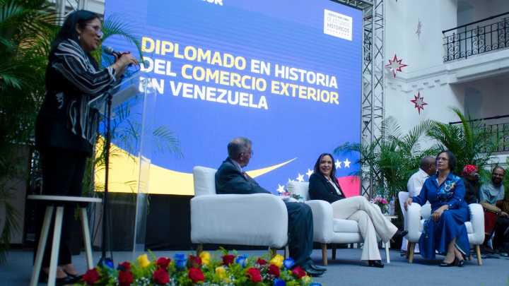 Diplomado en Historia del Comercio Exterior Venezolano impulsa una vocación exportadora soberana
