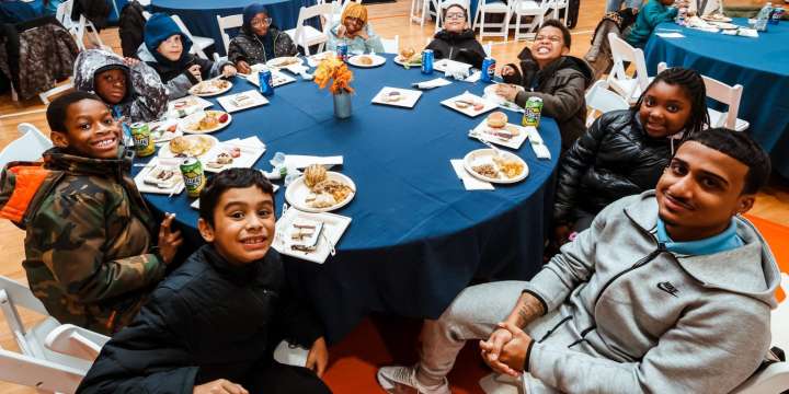 Yankees' 2025 charity work includes Thanksgiving meals