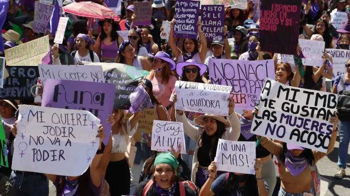 En promedio, cuatro mujeres denuncian acoso sexual al día en CDMX