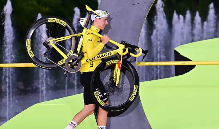 “Pogacar no ganaría el Tour con una bicicleta de hace 5 años”