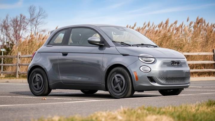 I drove the Fiat 500e for a week — this tiny EV is like a double
