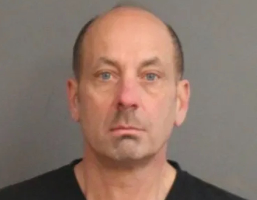 CT man pleads guilty to killing man in drunken wrong