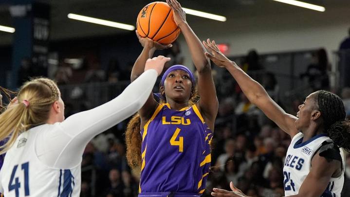 Flau'jae Johnson scores 19 to lead No. 5 LSU over Georgia Southern in game scheduled as a homecoming