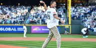 Randy Johnson No. 51 to be retired by Mariners on May 2, 2026